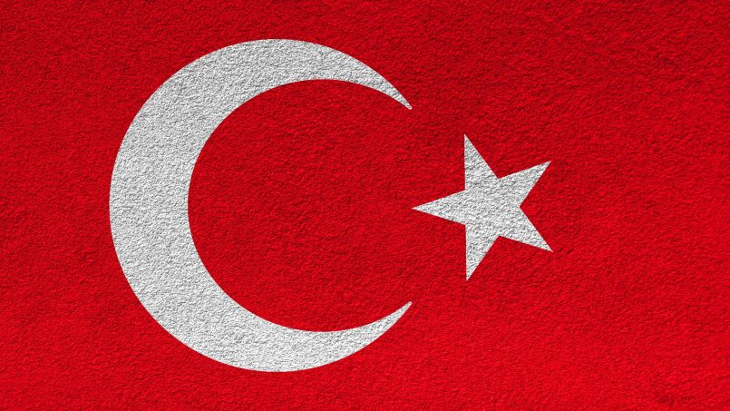 Wallpaper in the colours of the Turkish national flag.