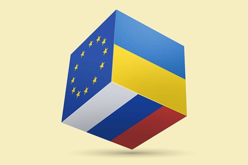 A cube shows the flags of Ukraine