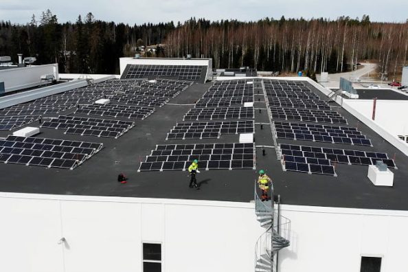 A photo of the solar panels on the roof of the Teknos factory.